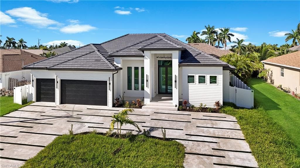 2667 32nd St, Cape Coral