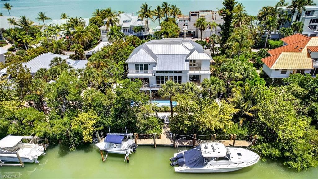 561 Lighthouse Way, Sanibel