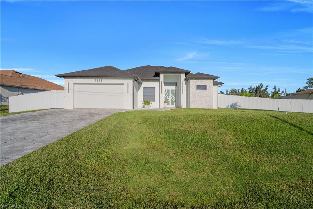 1803 2nd Pl, Cape Coral, photo 2