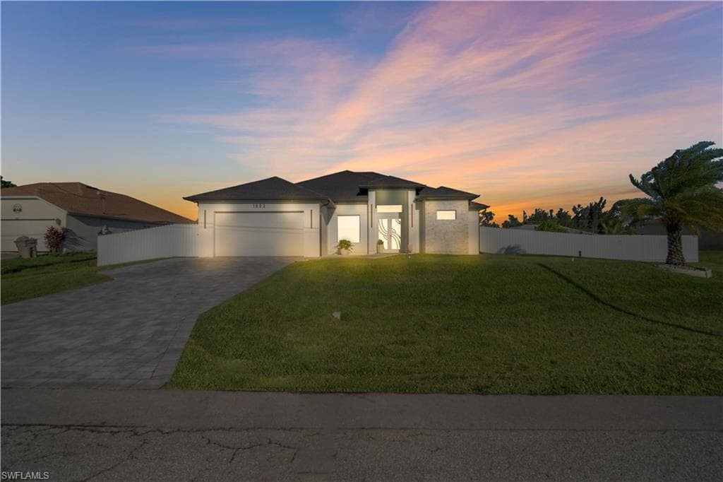 1803 2nd Pl, Cape Coral