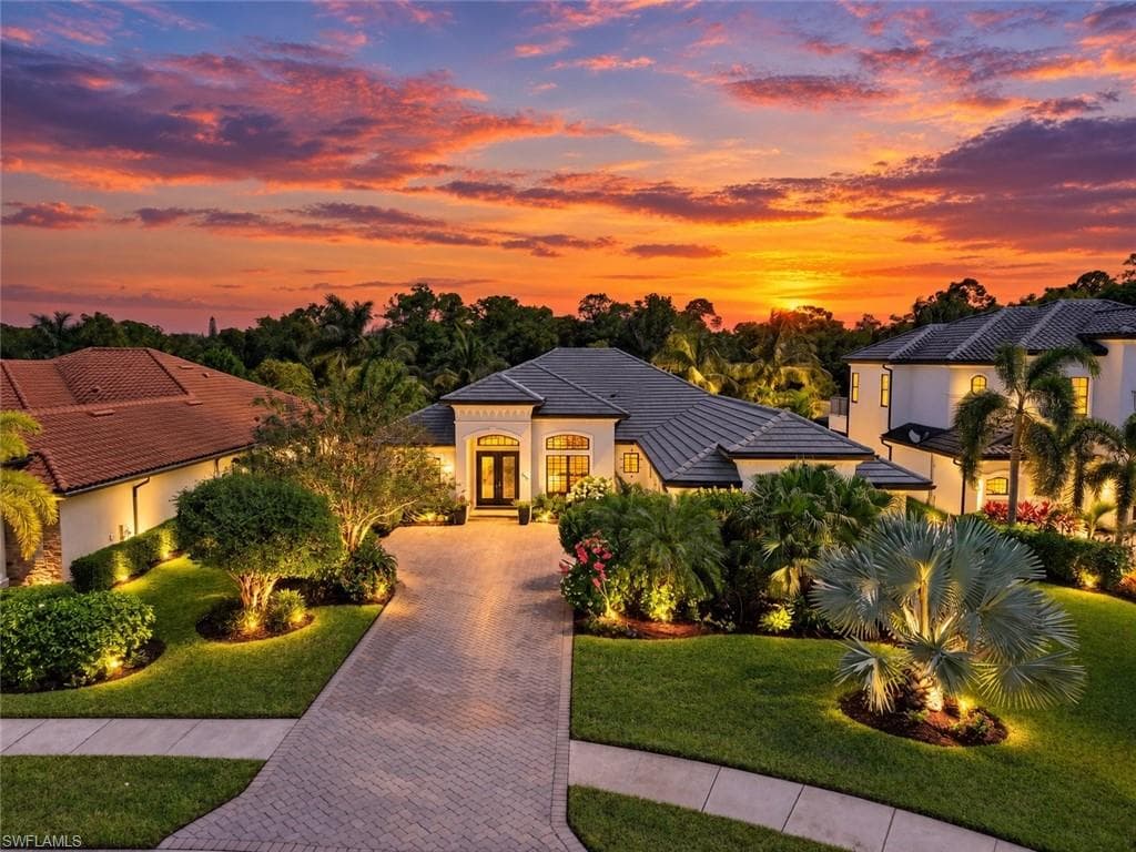 2227 Somerset Pl, Lamorada
