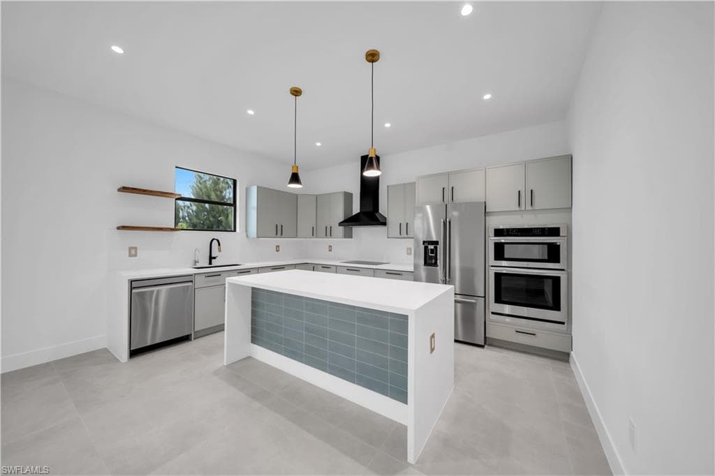 1505 24th Ter, Cape Coral, photo 3