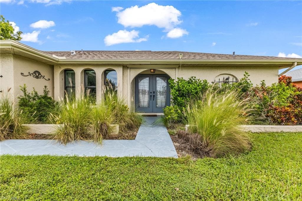 216 30th Ter, Cape Coral, photo 3