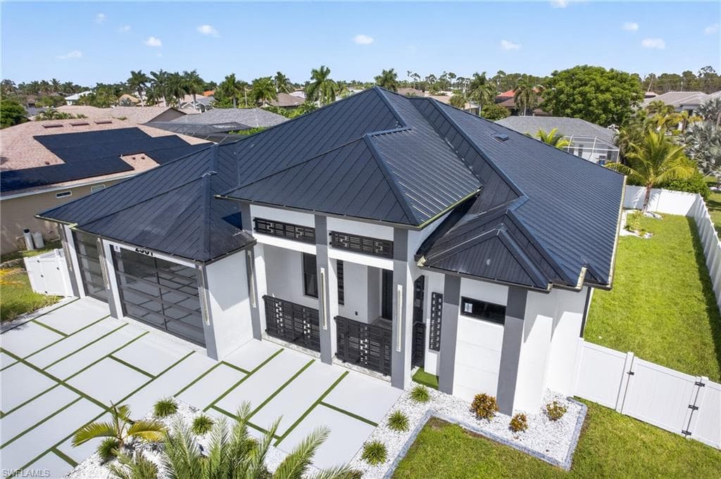2301 39th Ter, Cape Coral, photo 2