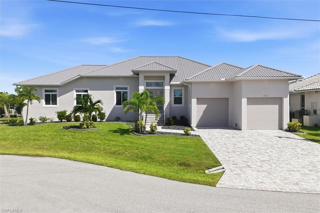 312 Segovia Dr, Punta Gorda, photo 2