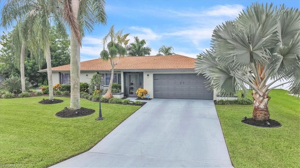 1416 1st Ter, Cape Coral