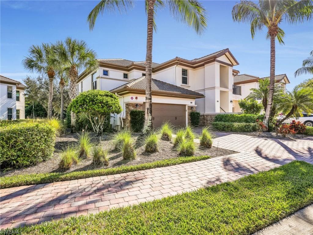 8060 Players Cove Dr #101, Naples, photo 2