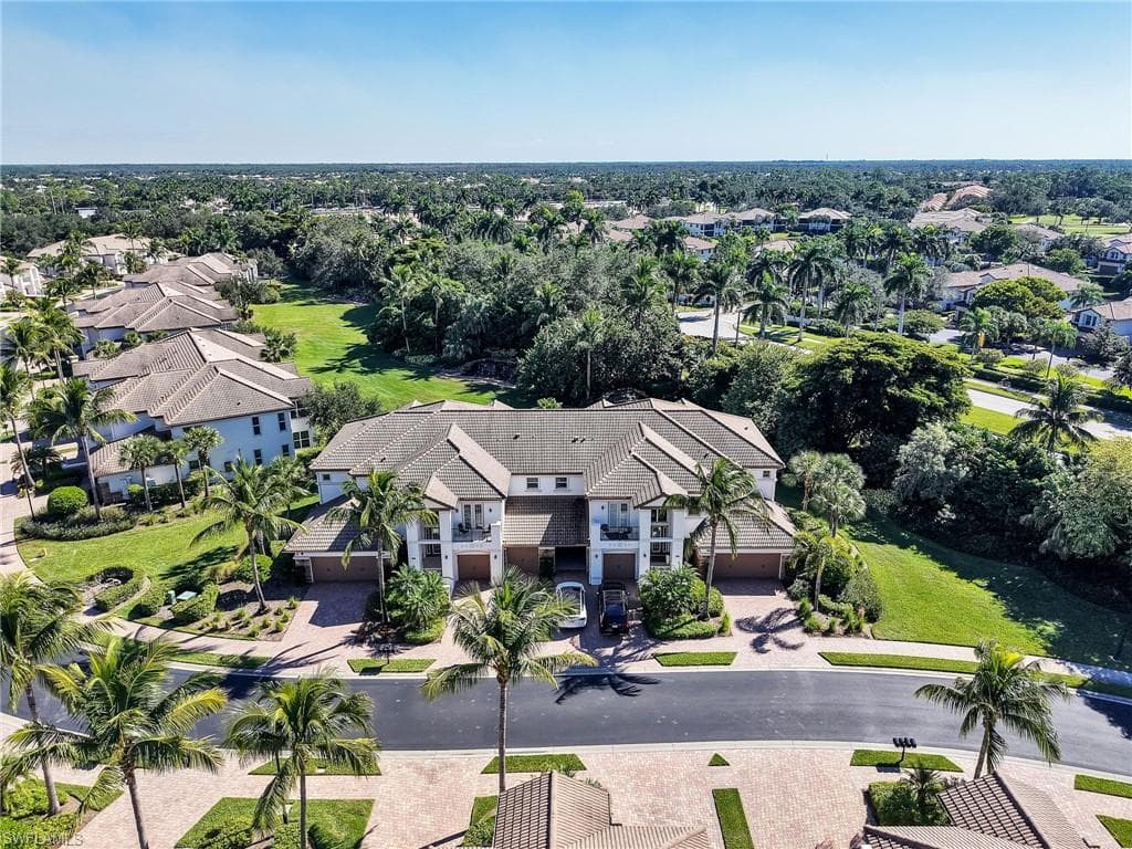 8060 Players Cove Dr #101, Naples, photo 3
