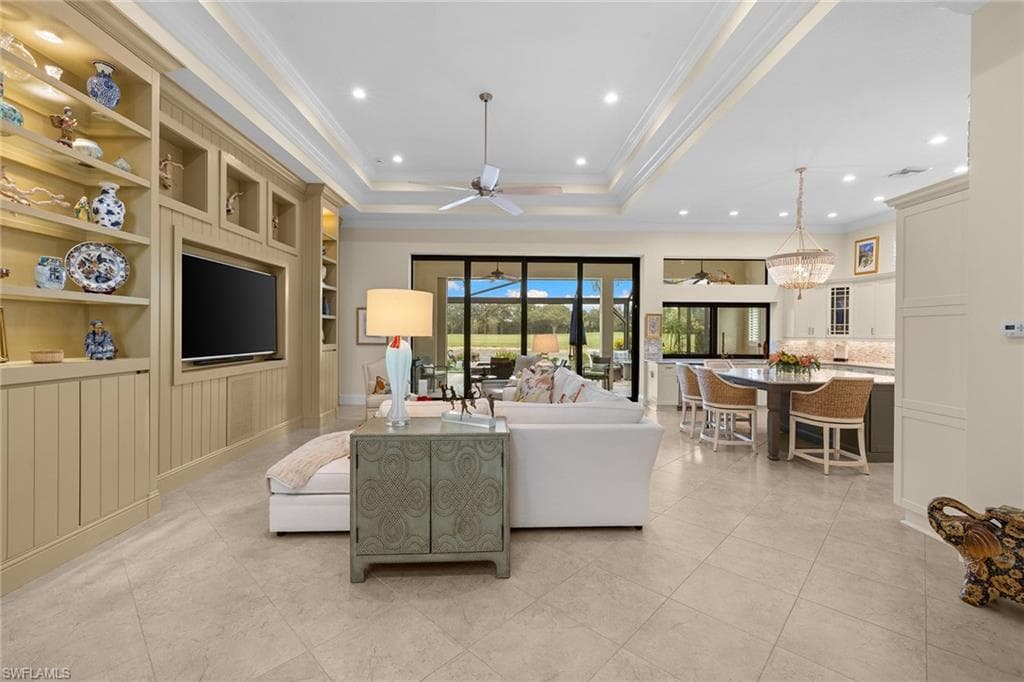 12388 Wisteria Dr, Naples, photo 2