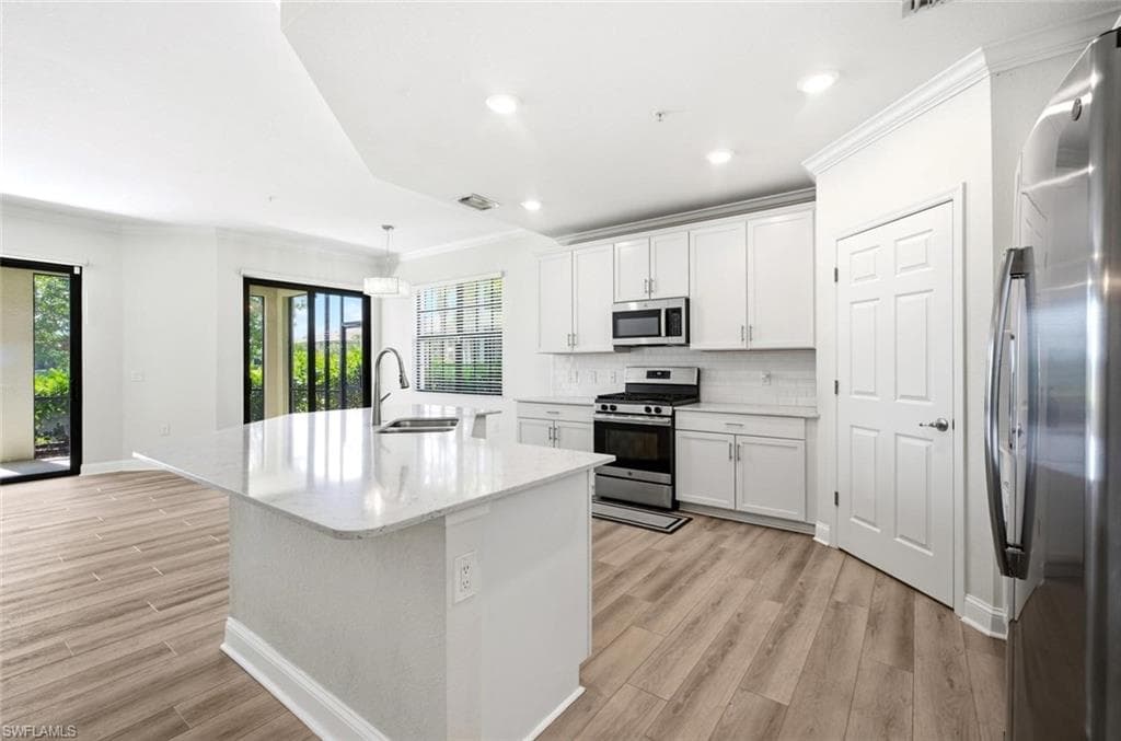 2165 Frangipani Cir #102, Naples, photo 2