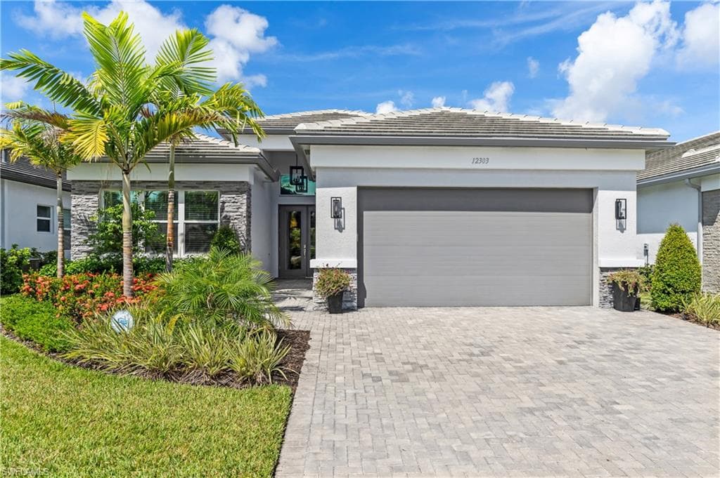 12303 Bonnet Dr, Naples, photo 2
