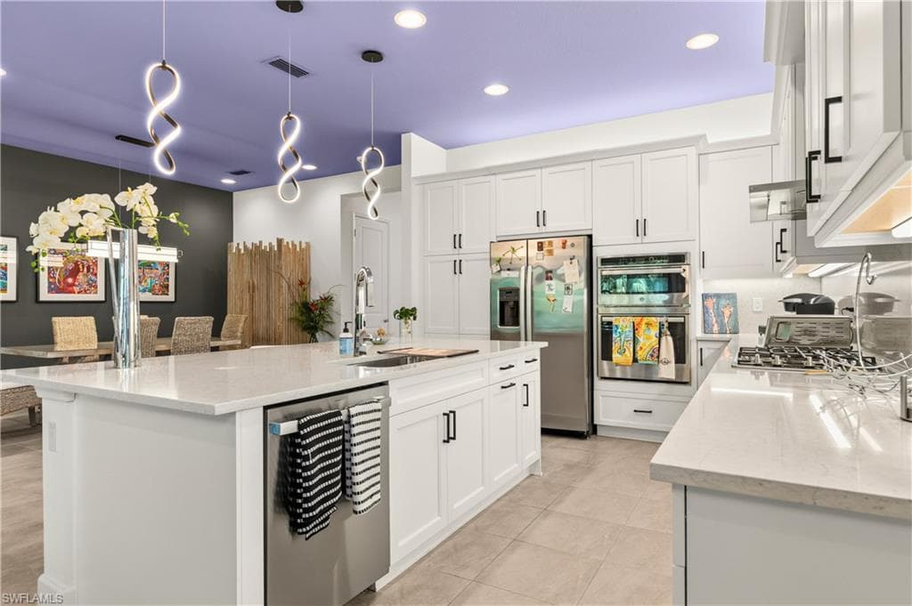 12303 Bonnet Dr, Naples