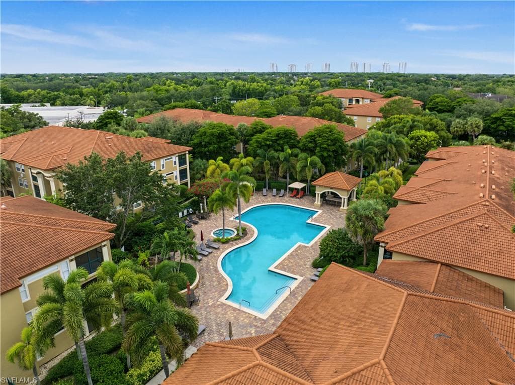 8930 Colonnades Ct #616, Bonita Springs