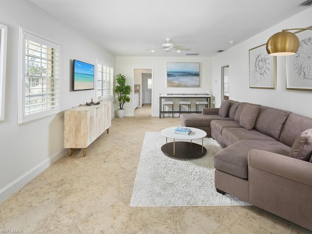 3070 Gulf Shore Blvd #209, Naples, photo 3