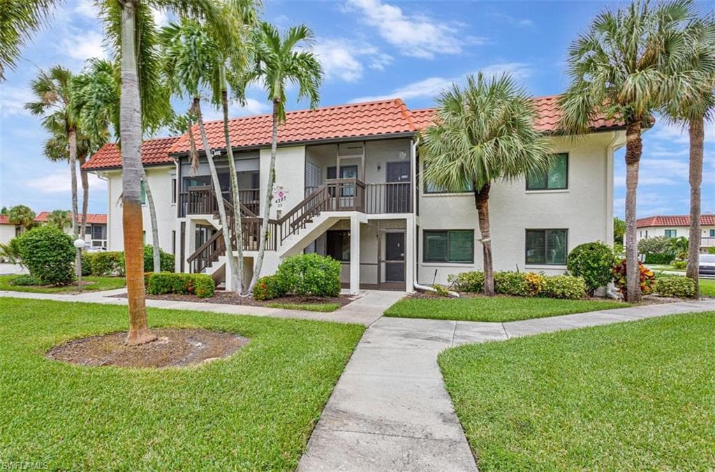 4287 27th Ct #102, Naples