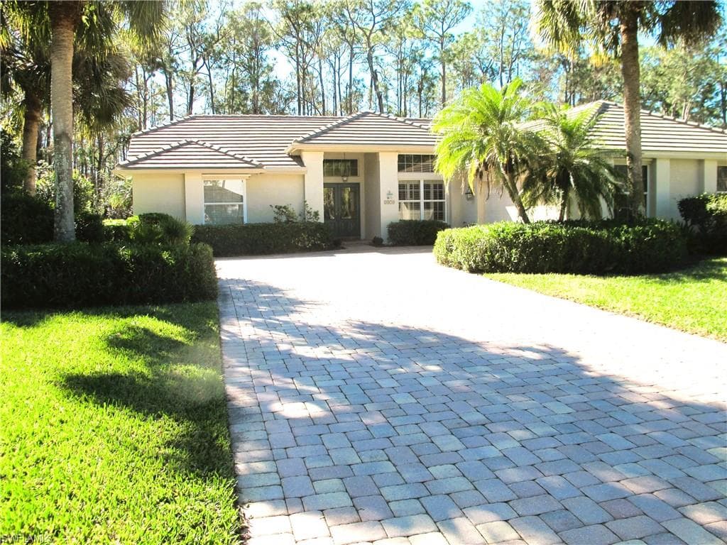3870 Midshore Dr, Naples