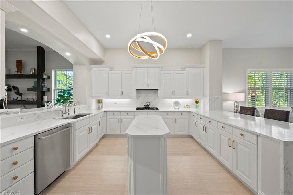 2886 Castillo Ct #103, Naples, photo 3