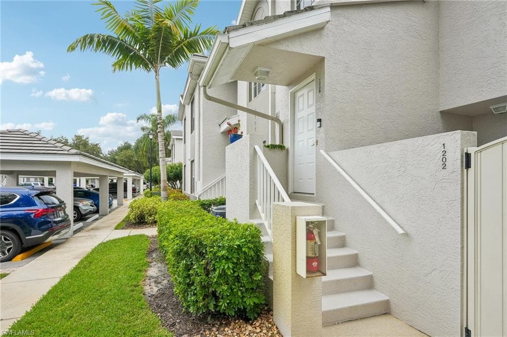 3755 Fieldstone Blvd #1206, Naples, photo 2
