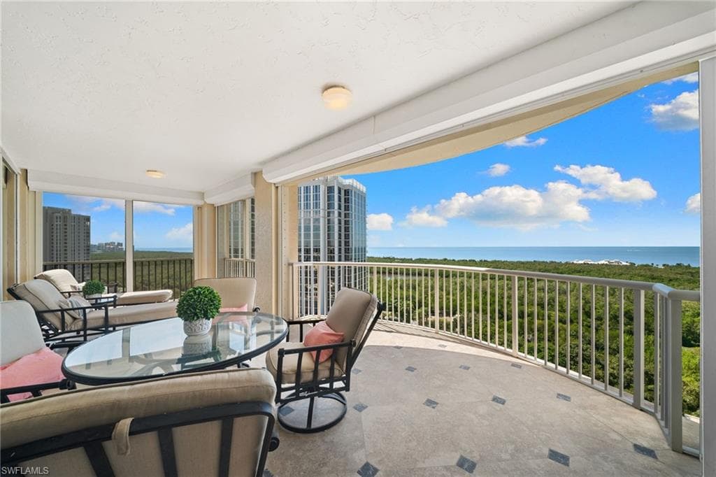 7117 Pelican Bay Blvd #1201, Naples, photo 2