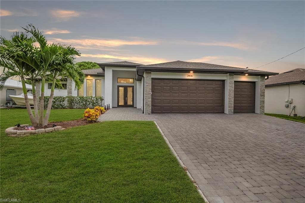 2806 Miracle Pkwy, Cape Coral