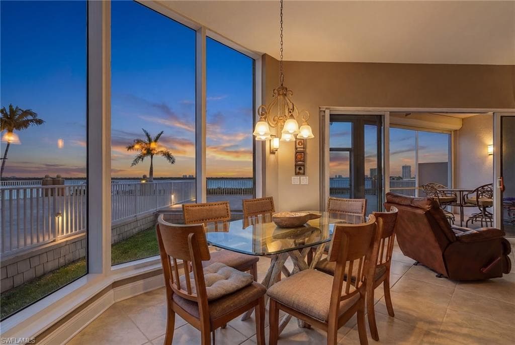 4137 Bay Beach Ln #522, Fort Myers Beach