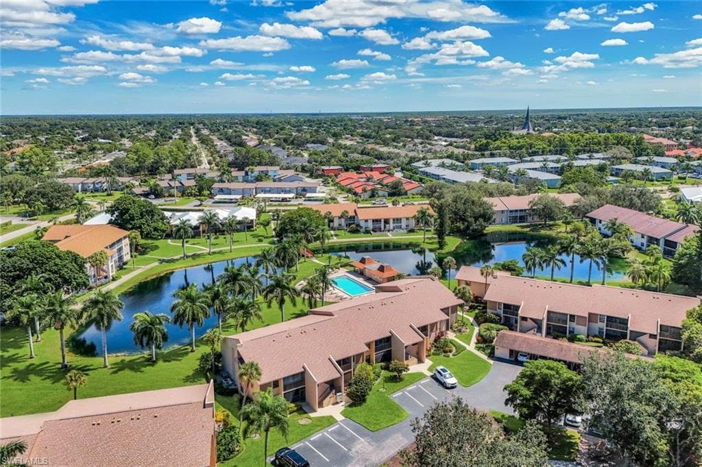 960 Palm View Dr #209, Naples, photo 3