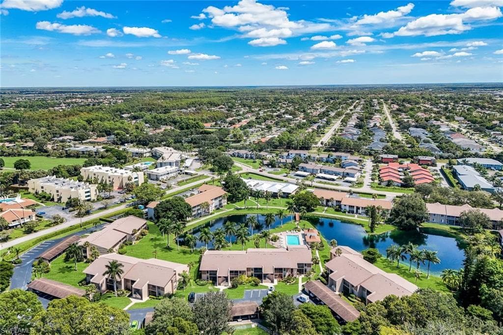 960 Palm View Dr #209, Naples