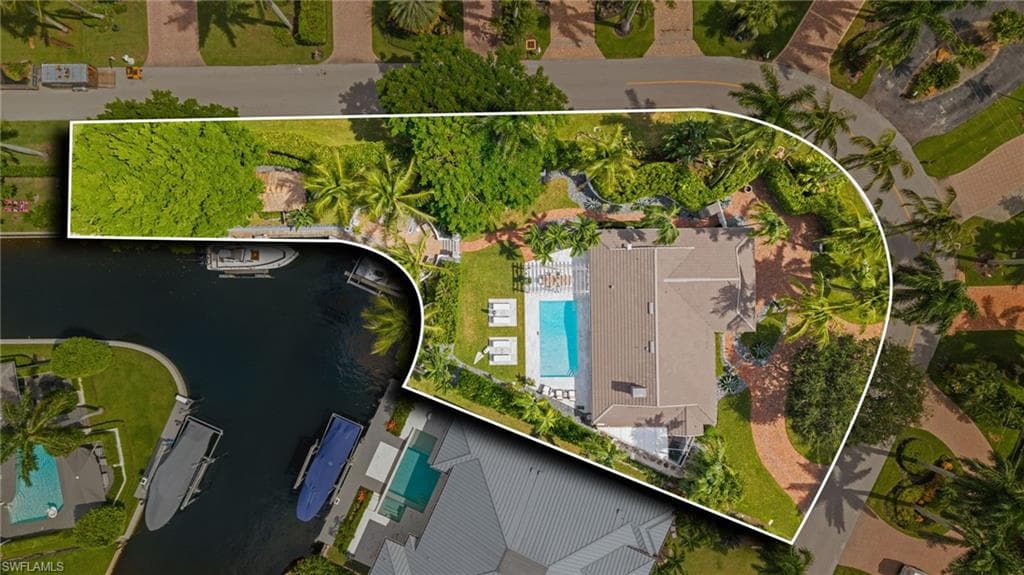 2030 Snook Dr, Naples, photo 2