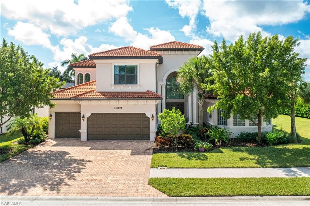 23004 Sanabria Loop, Bonita Lakes