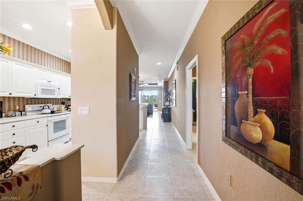 4834 Hampshire Ct #303, Naples, photo 3