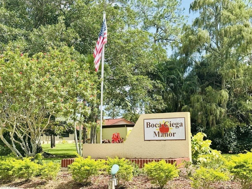 2037 Pine Isle Ln #2037, Naples, photo 2