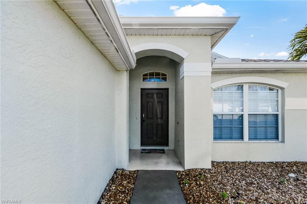 15591 Beach Pebble Way, Fort Myers, photo 3
