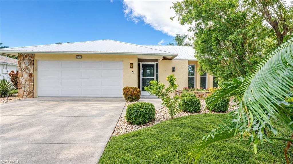 1709 44th St, Cape Coral, photo 2