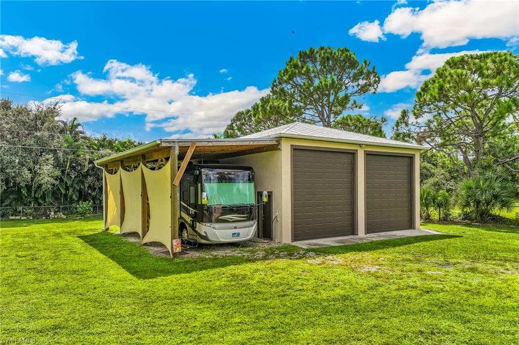 9470 Coralee Ave, Estero, photo 3