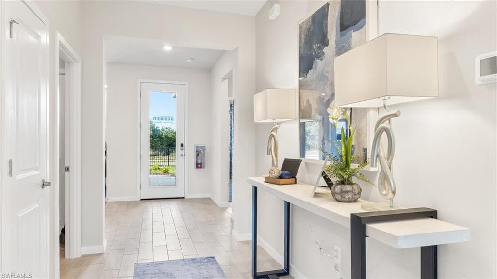 5196 Mulsanne Way, Fort Myers, photo 2