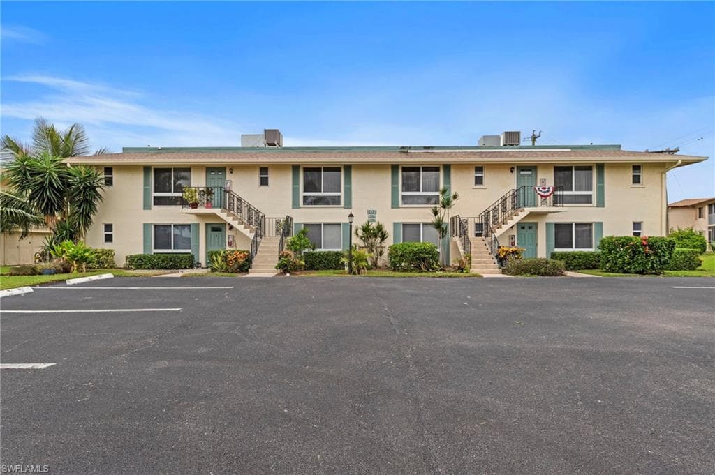 102 Teryl Rd #3, Naples