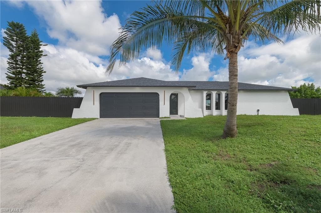 233 11th Ter, Cape Coral