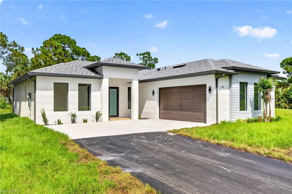 1259 47th Ave, Naples, photo 2