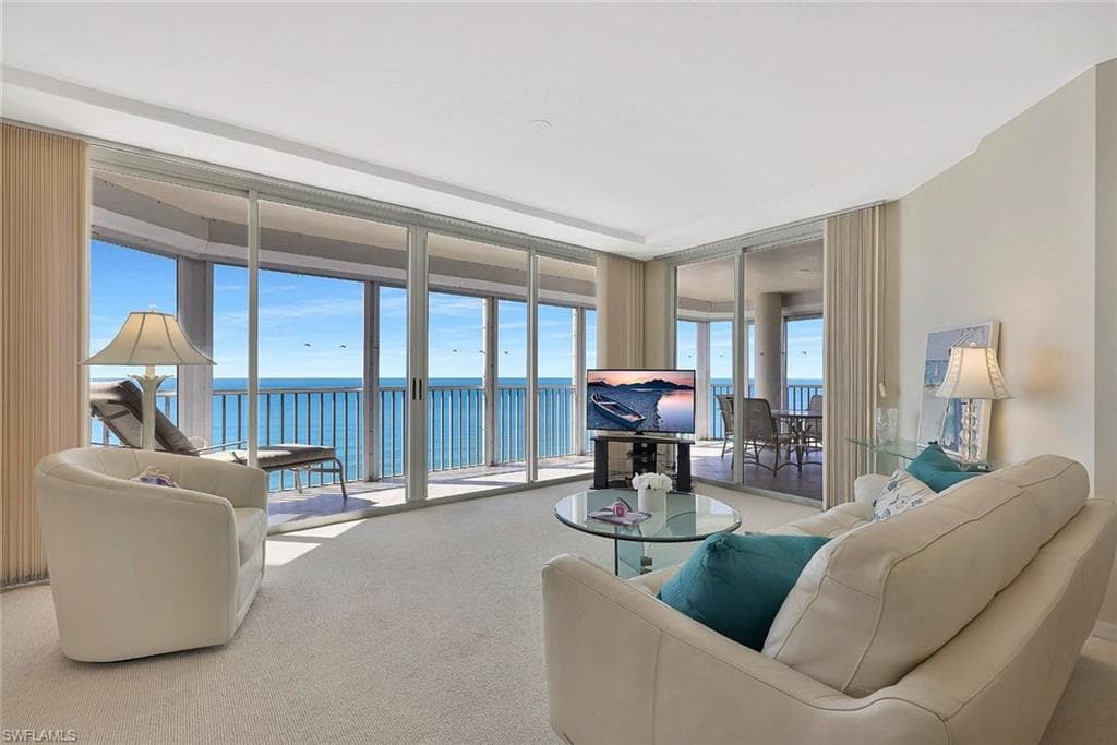 9577 Gulf Shore Dr #704, Naples