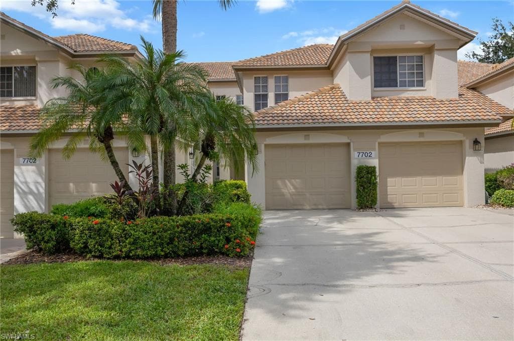 7702 Gardner Dr #102, Naples, photo 2