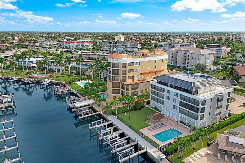 910 Panama Ct #302, Marco Island
