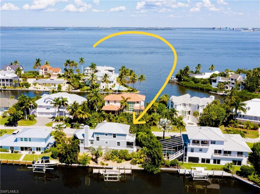 1503 Angel Dr, Sanibel, photo 2