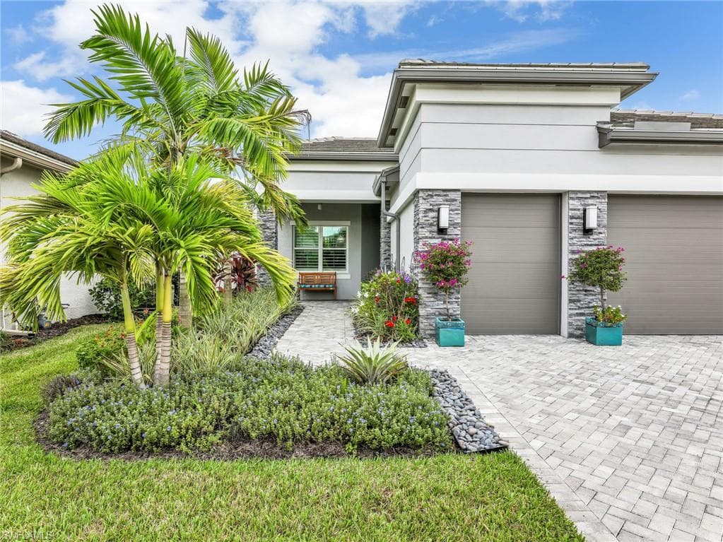 12239 Bonnet Dr, Naples, photo 2