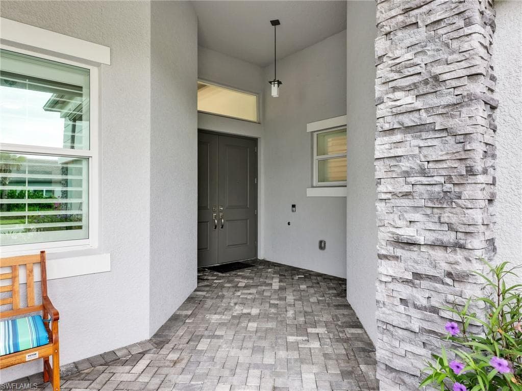 12239 Bonnet Dr, Naples, photo 3