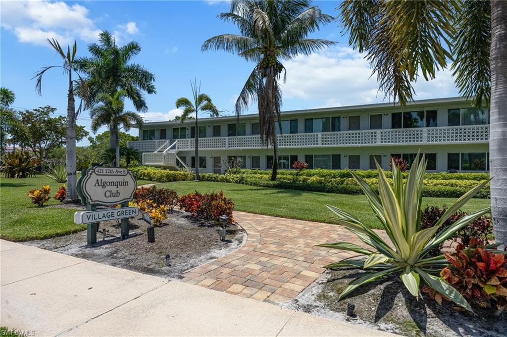 421 12th Ave #a11, Naples