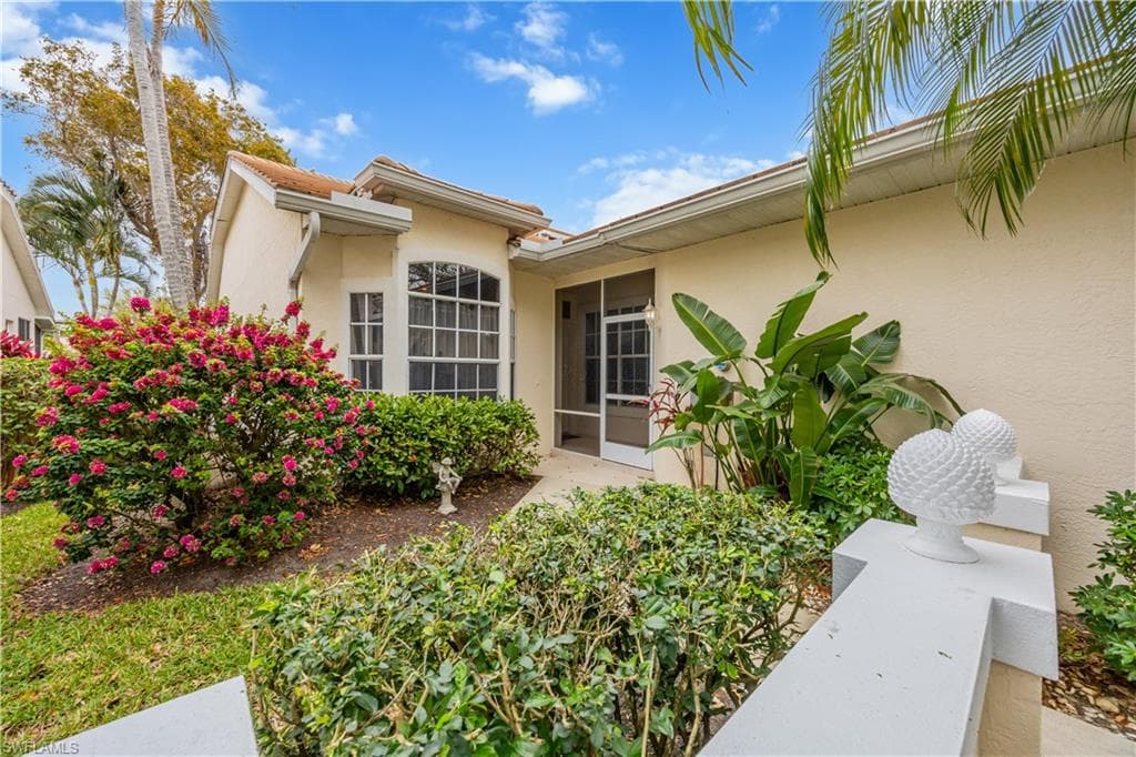6541 Ilex Cir, Naples, photo 2