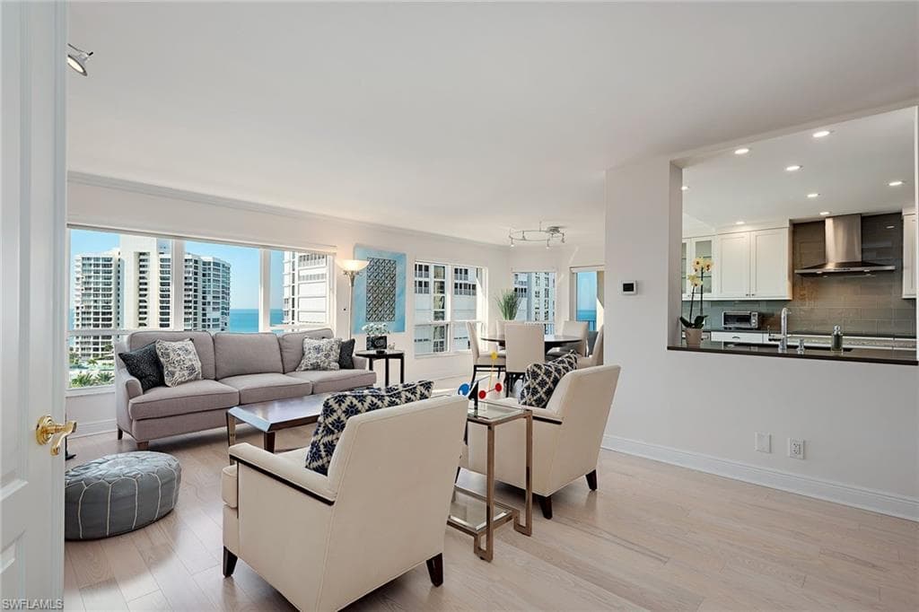 4451 Gulf Shore Blvd #1403, Naples, photo 3