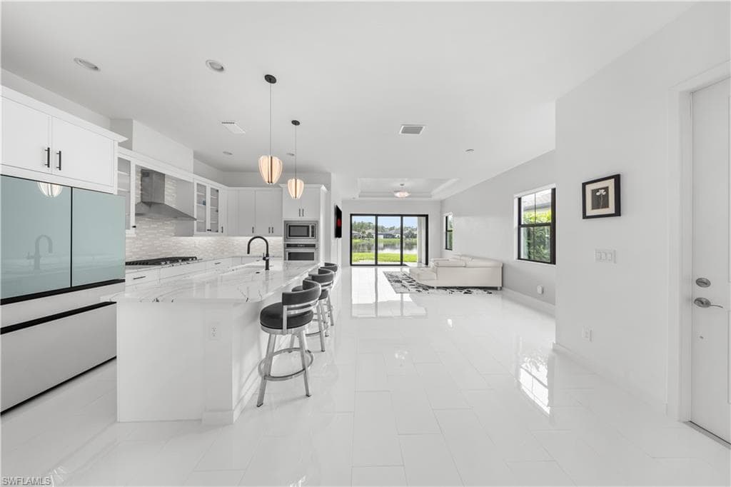 14854 Loggerhead Dr, Naples