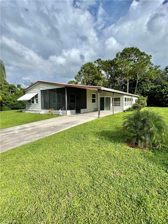 26256 Squire Ln, Bonita Springs, photo 2