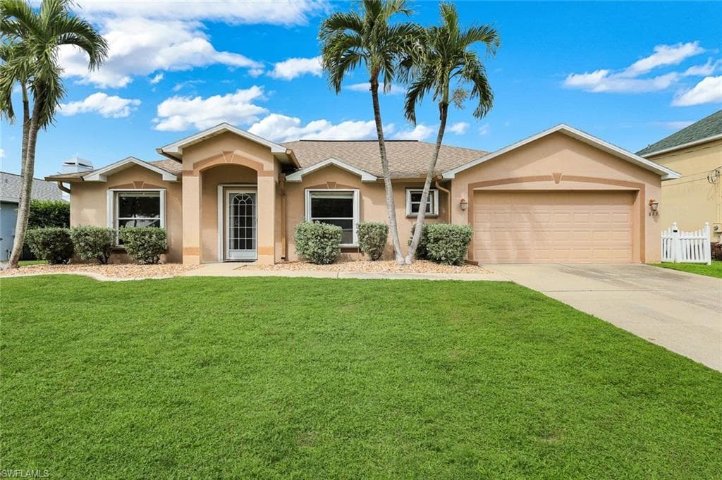615 39th Ter, Cape Coral, photo 2